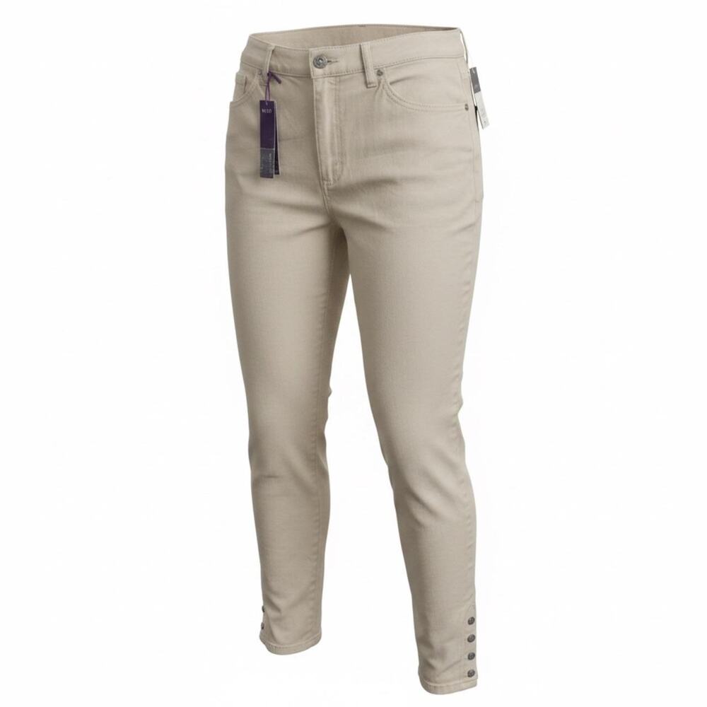 Gloria Vanderbilt Amanda Women's Khaki Pants. Size 8